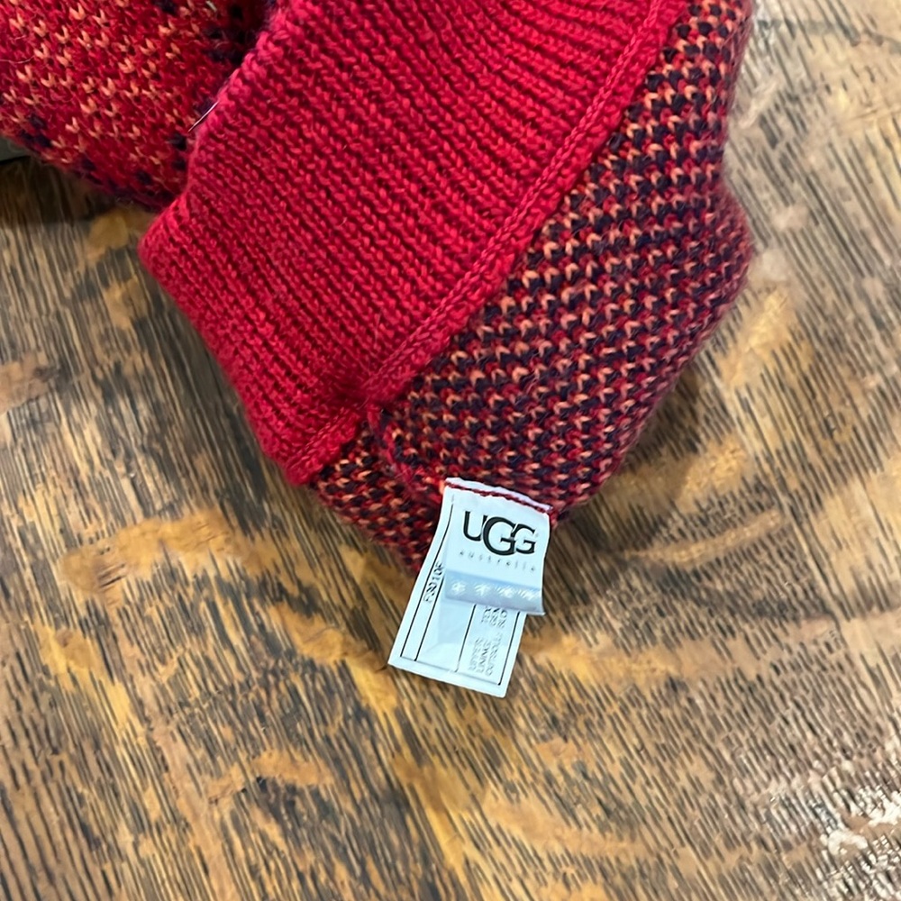 UGG Red & Black Vibrant Plaid Tall Knit Boots; Size 8 - Picture 6 of 8